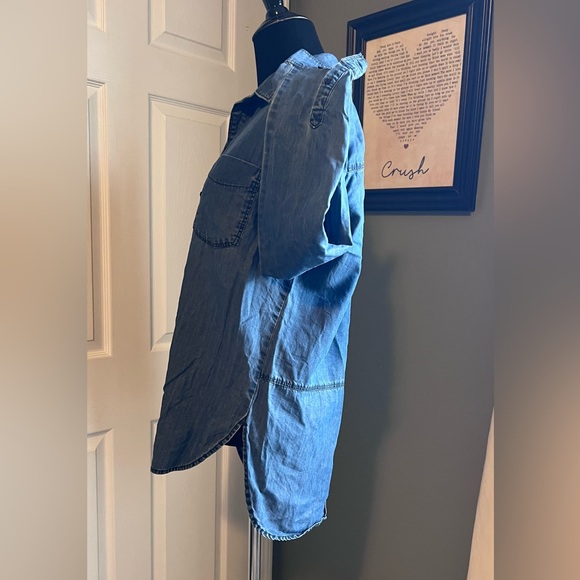 Athleta Chambray Shirt - Picture 6 of 12